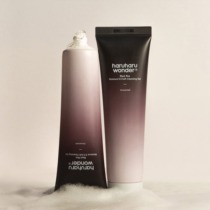 Haruharu Wonder Black Rice Moisture 5.5 Soft Cleansing Gel - GLAM MODA