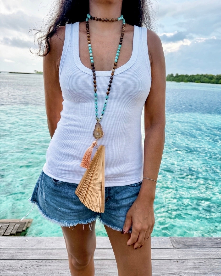 Bamboo Fantastique Fan - GLAM MODA