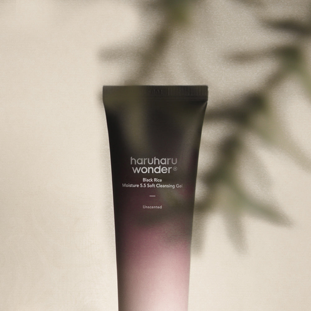 Haruharu Wonder Black Rice Moisture 5.5 Soft Cleansing Gel - GLAM MODA