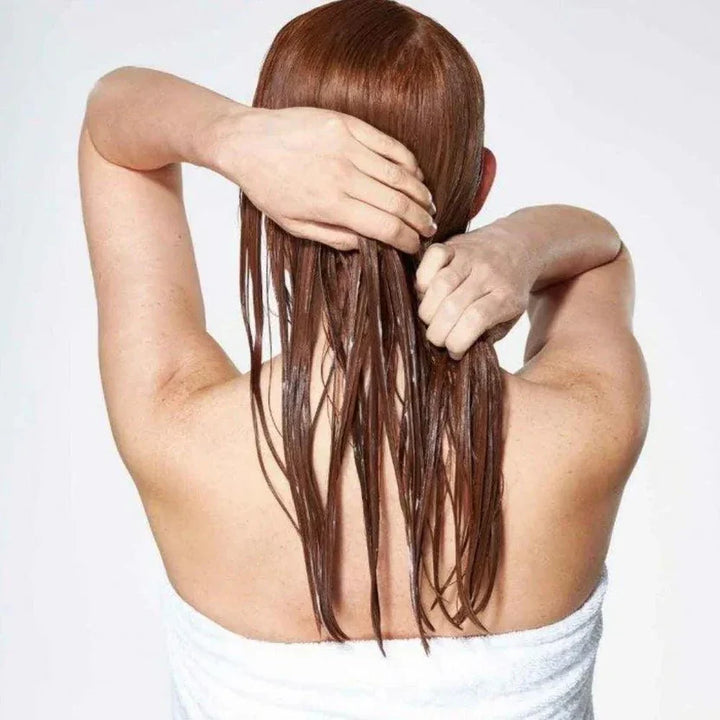 Colour Maintainer Conditioner For Coloured Hair 300ml Milk Shake - GLAM MODA