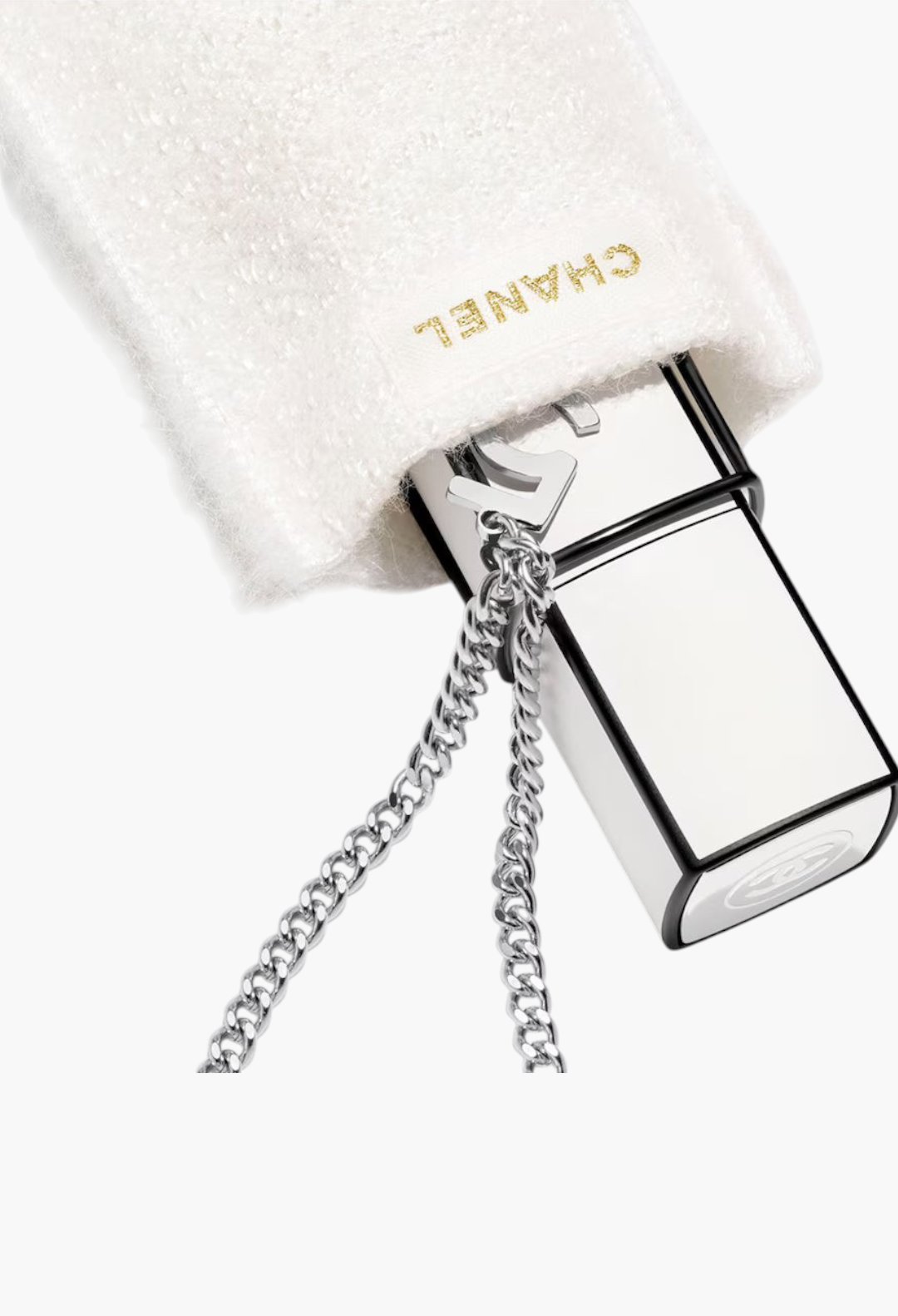 GLAM MODA Chanel N°5 L'eau purse spray in a white woven sleeve with a silver jewellery chain and number 5 charm