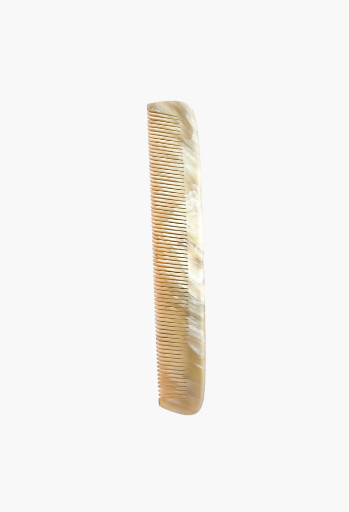 GLAM MODA Abbeyhorn 150mm pocket comb made from natural ox horn with elegant cream and brown marbled swirls.