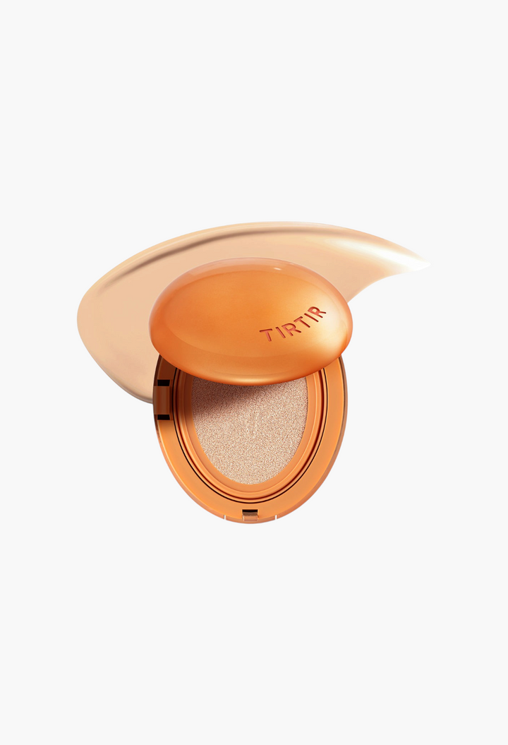 GLAM MODA TIRTIR Mask Fit AI Filter Cushion in ivory with a smooth foundation swatch on a white background