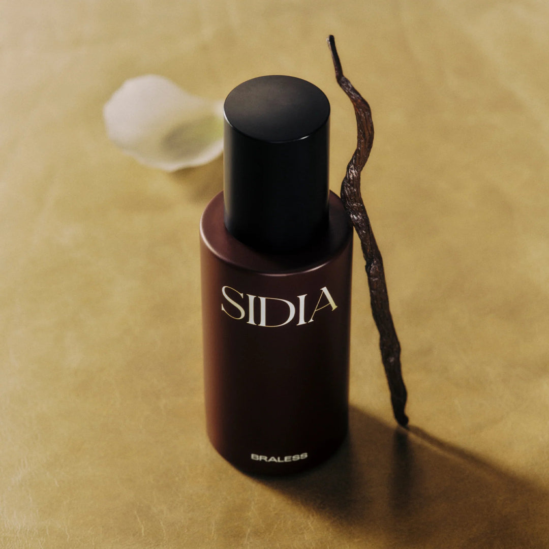 Braless: The Body Mist - GLAM MODA