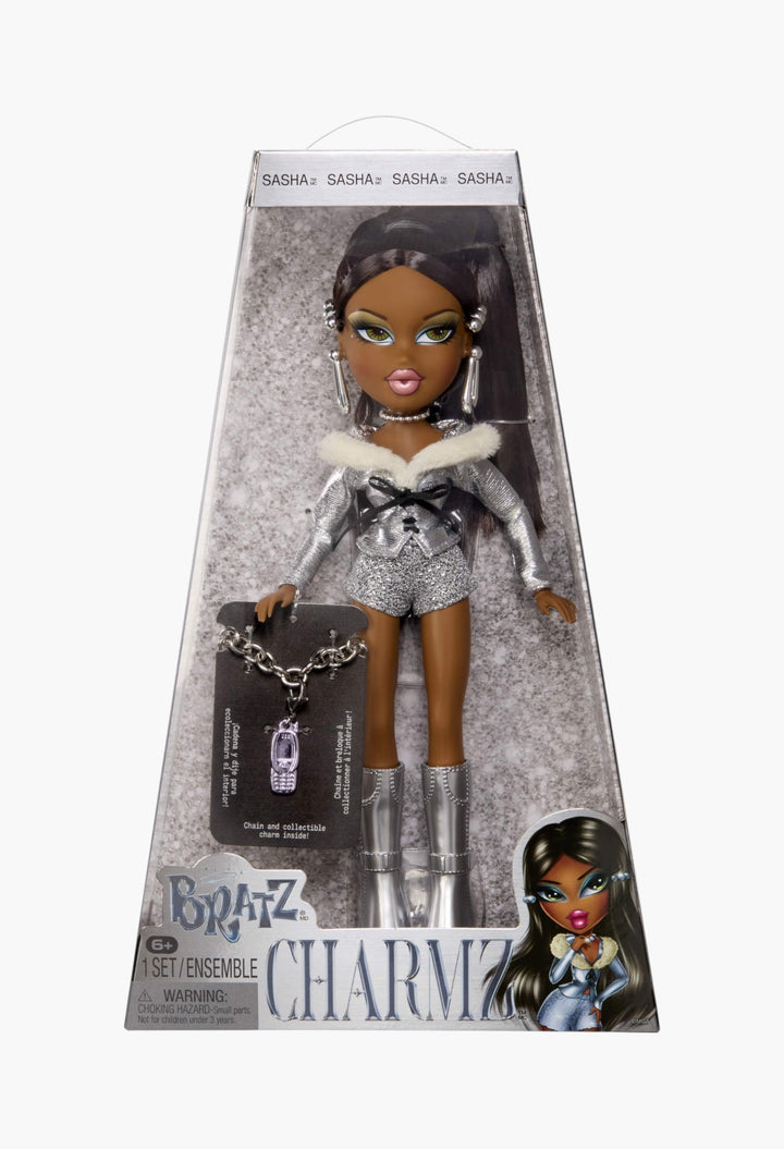Bratz Charmz Sasha Fashion Doll with Collectible Charm Bracelet - GLAM MODA