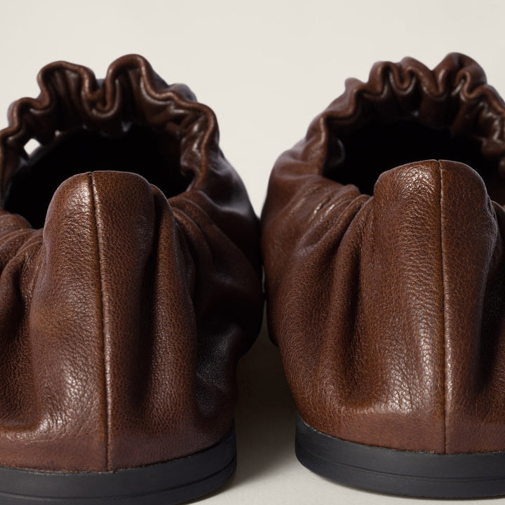 Briarwood - Ruches Nappa Leather Ballerinas - GLAM MODA