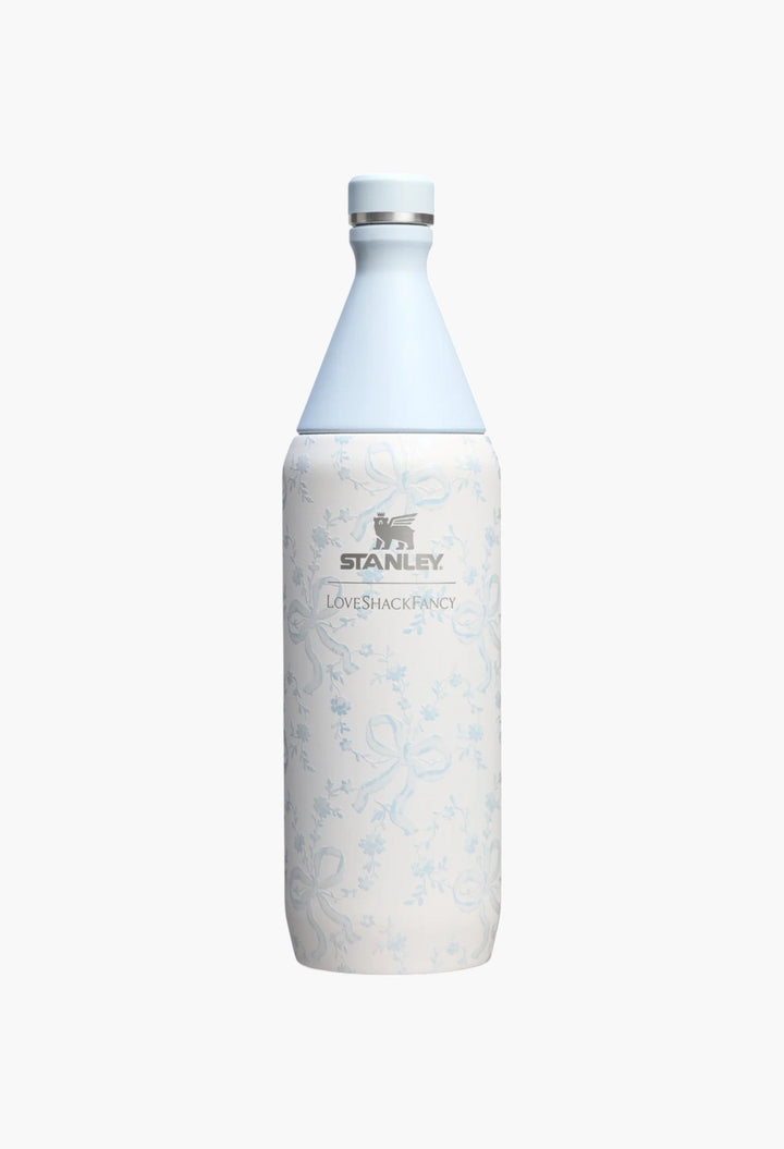 Stanley 1913 x LoveShackFancy Holiday All Day Slim Bottle | 34 OZ - GLAM MODA