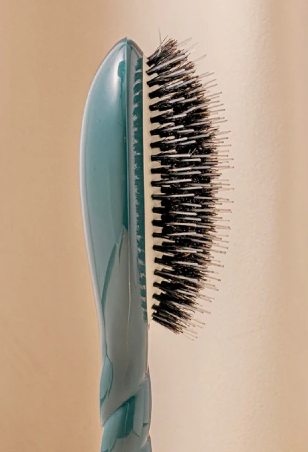 Ink Blue - The Essential Detangling & Care Brush - GLAM MODA