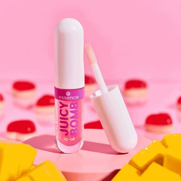 Caring Lip Oil With A Sweet, Fruity Peach Scent