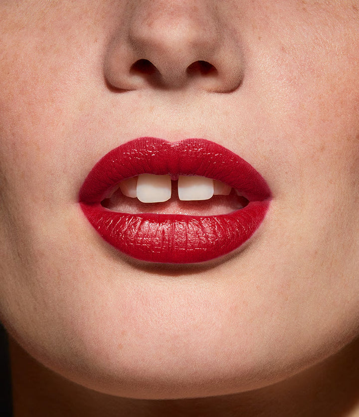 Le Rouge Parfum Liquid Ultra Satin