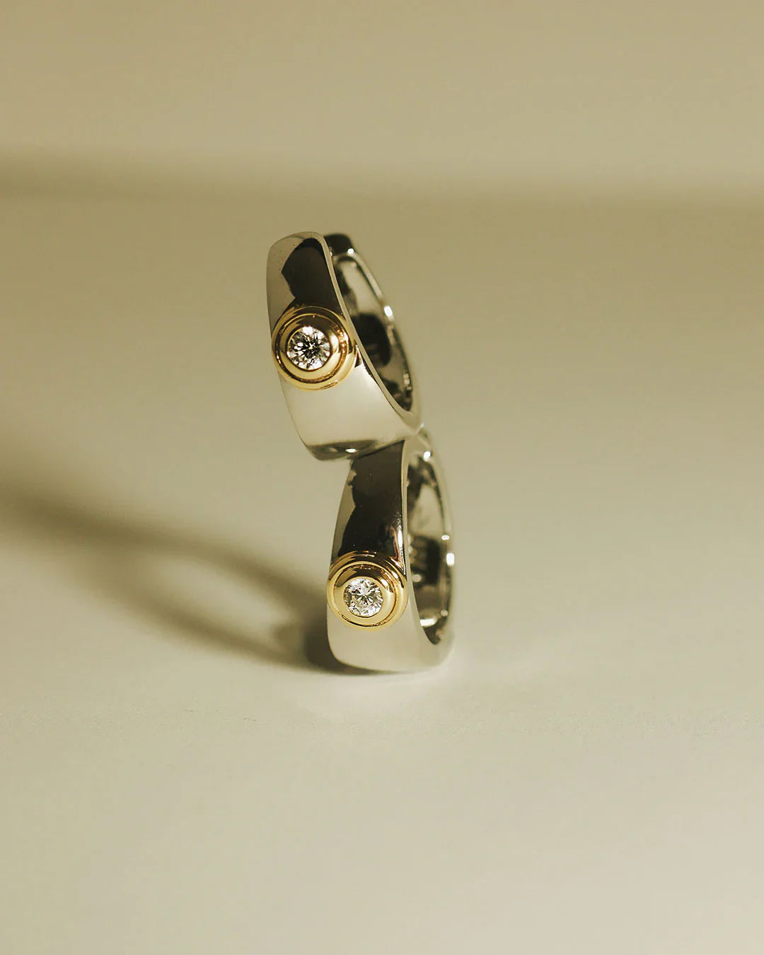 The Luna Bezel Hoops - Gold - GLAM MODA