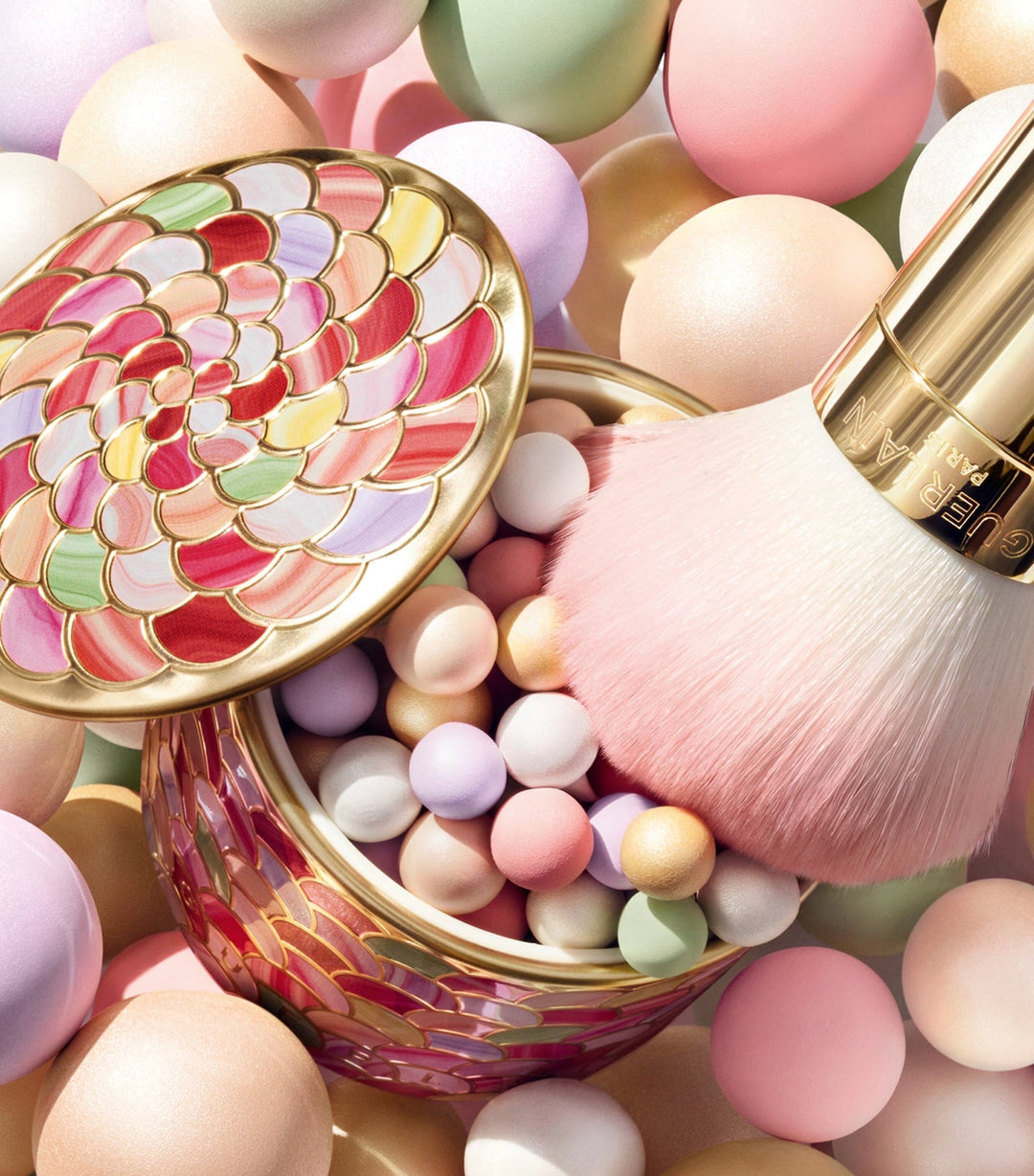 Météorites Light-Revealing Pearls of Powder - GLAM MODA