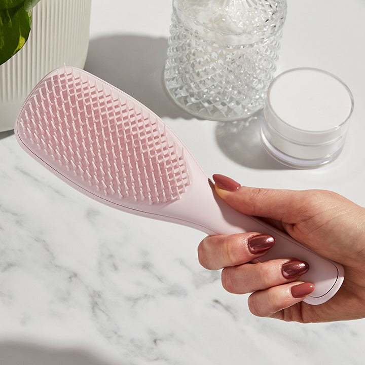 Marshmallow Pink - The Ultimate Detangler Plant Brush™-Straight & Wavy - GLAM MODA