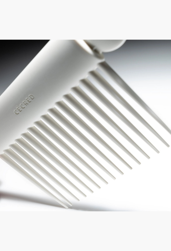 GLAM MODA Rake Comb with extra-long tapered teeth for gentle detangling and voluminous hair styling