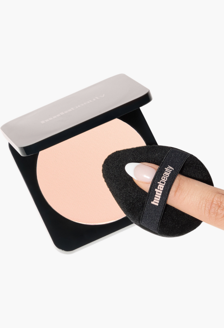 Huda Beauty Easy Bake Marshmallow Puff & Sponge