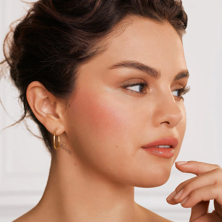 Positive Light Liquid Luminizer - GLAM MODA