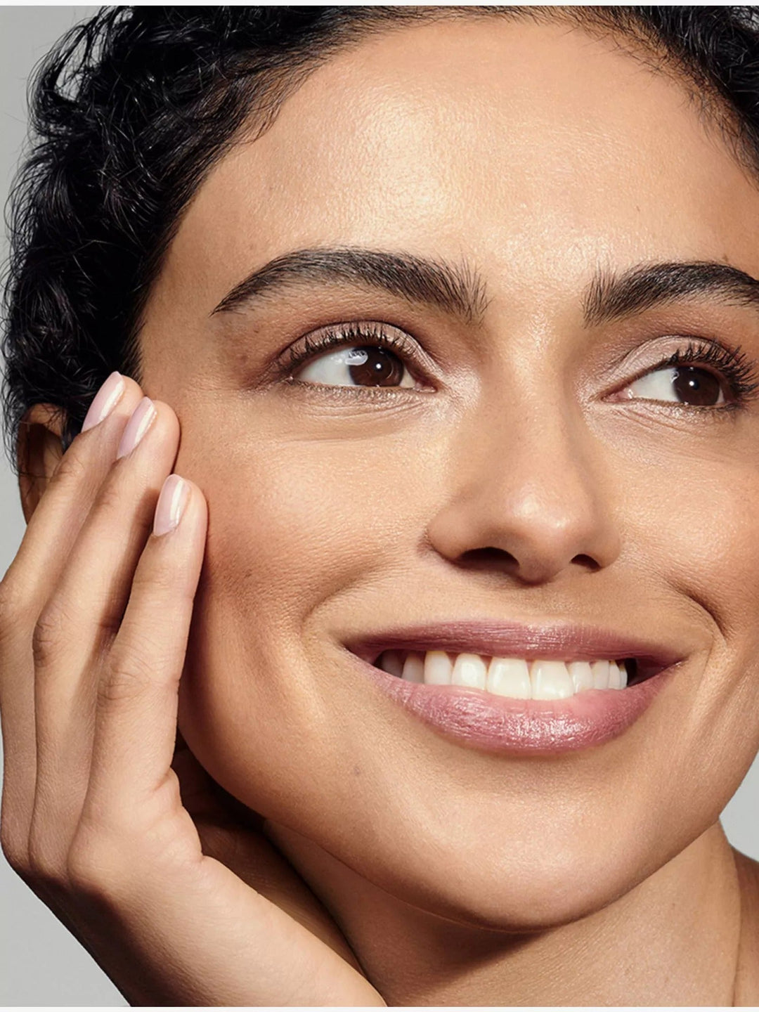 Futurist Hydra Rescue Moisturizing Makeup Spf45 35ml - GLAM MODA