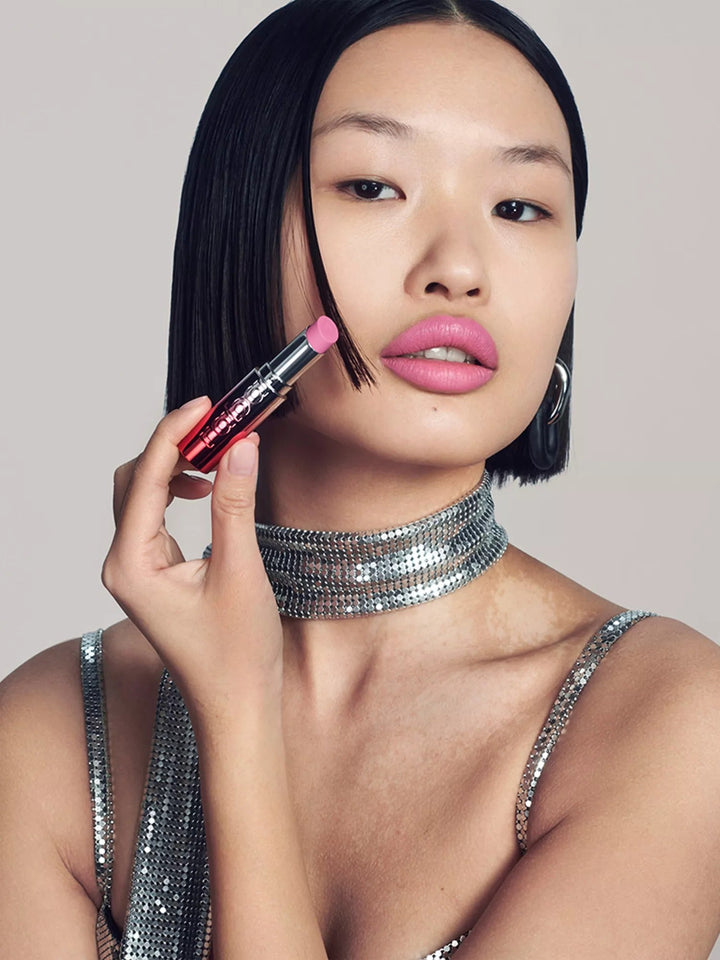 Famous Lipcolour Matte Hydrating Lipstick 3g - GLAM MODA
