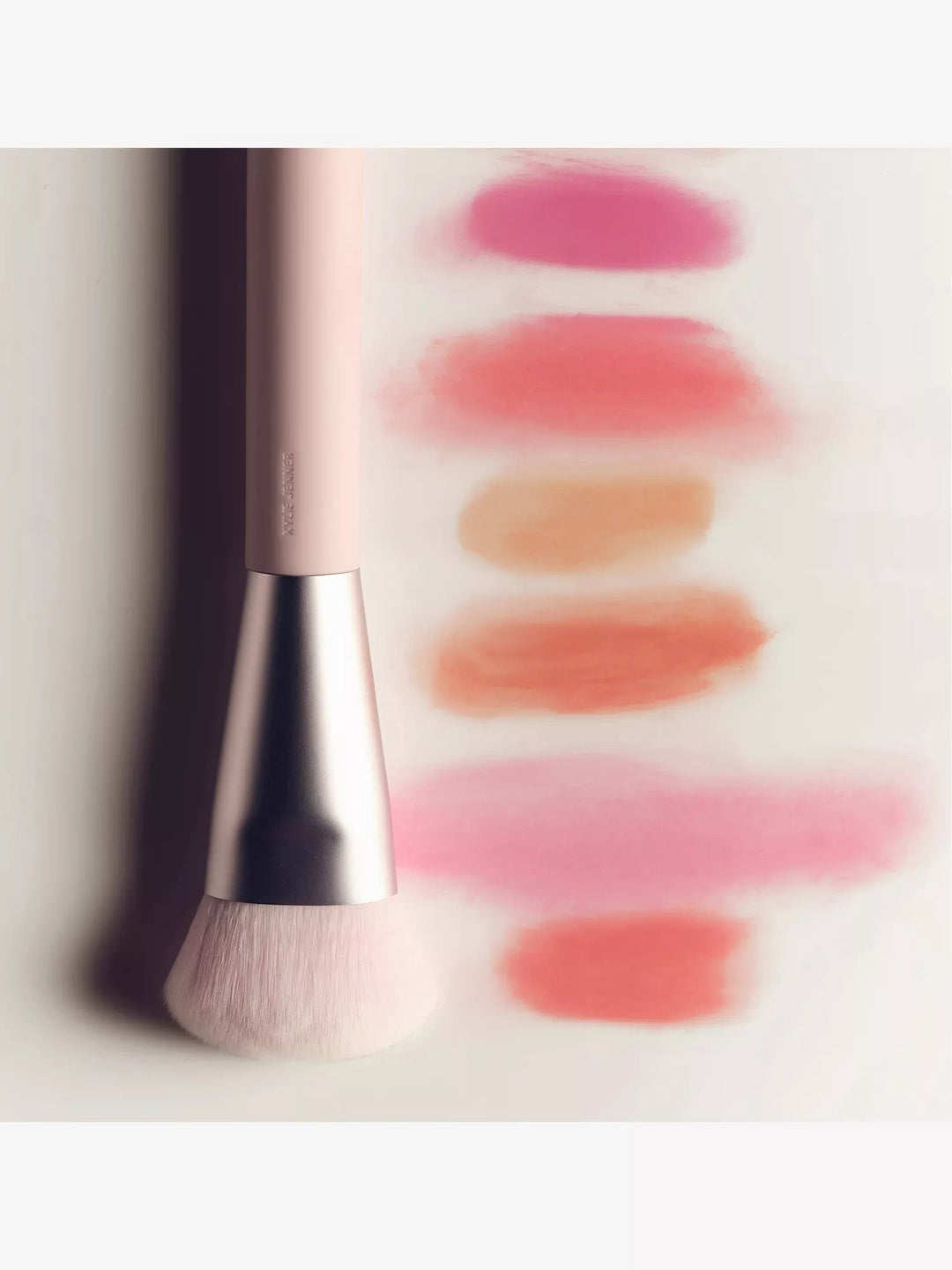 Blush Brush 04 - GLAM MODA