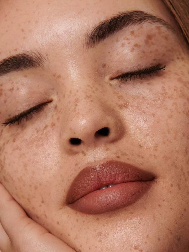Sculpt and Shade Lip Pencil 1.2g - GLAM MODA