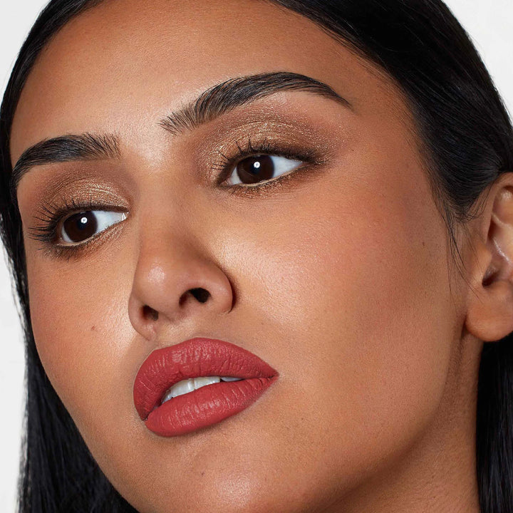 Velvet Love Matte Hyaluronic Long-Lasting Lipstick - GLAM MODA