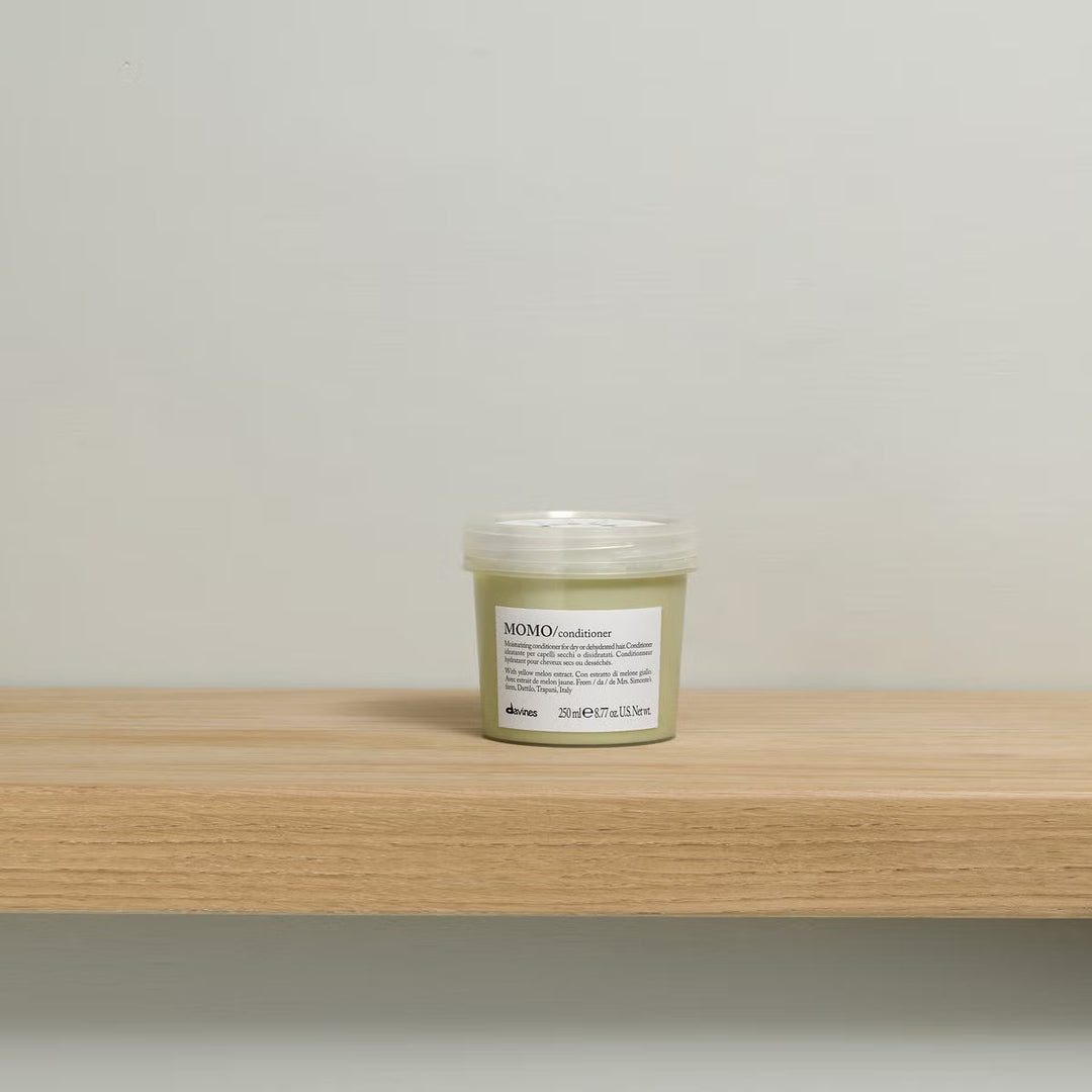 Davines MOMO Moisturising Conditioner - GLAM MODA
