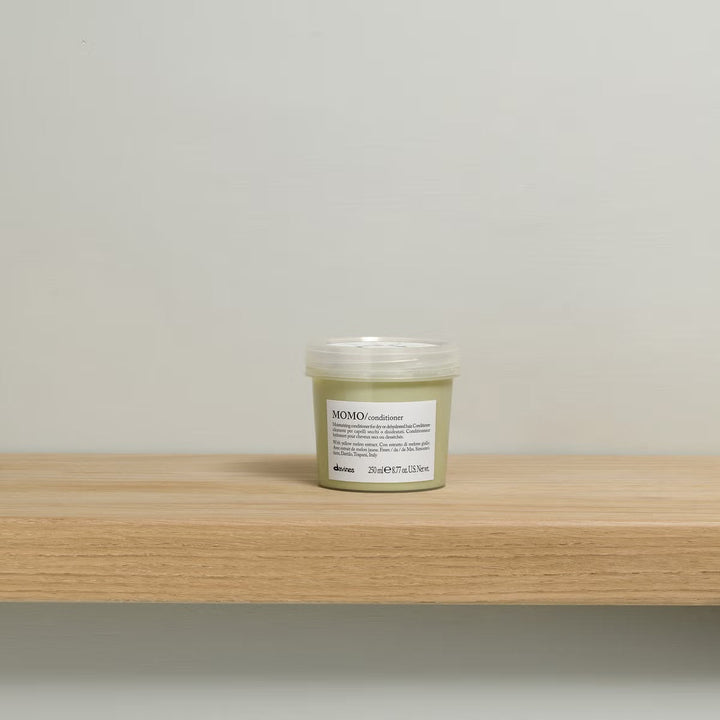 Davines MOMO Moisturising Conditioner - GLAM MODA