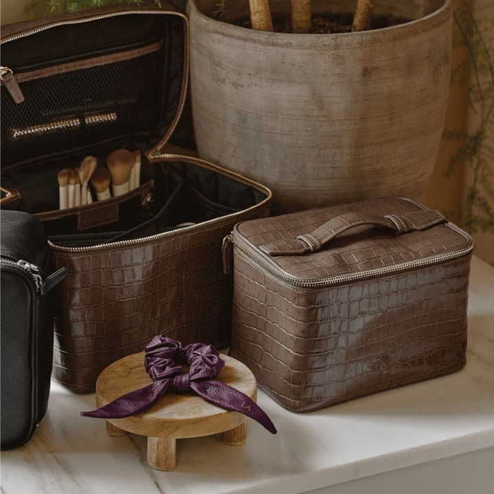 Croc Vanity Case Amber - GLAM MODA