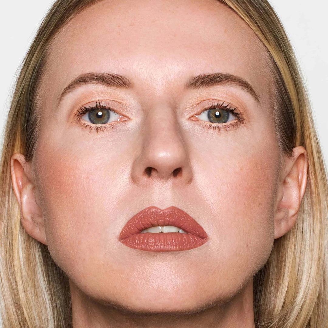 Velvet Love Matte Hyaluronic Long-Lasting Lipstick - GLAM MODA