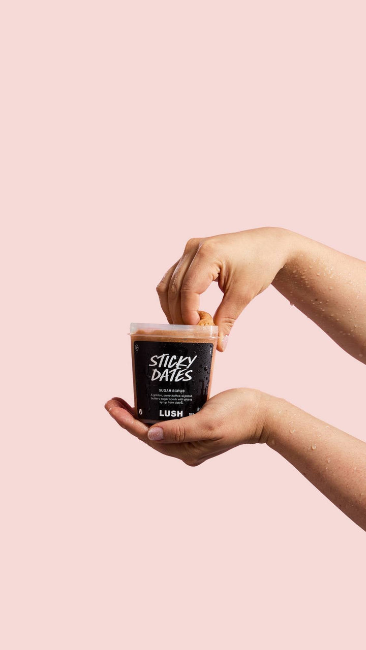 Sticky Dates - Body Scrub Golden Toffee-Scented Scrub - GLAM MODA