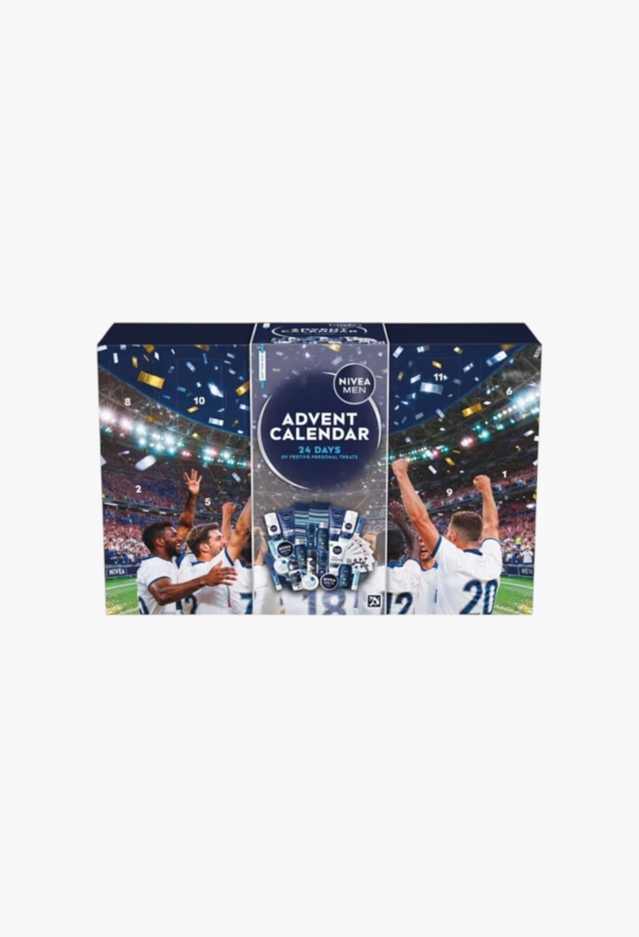 GLAM MODA NIVEA MEN advent calendar featuring a football stadium design with 24 numbered doors for festive grooming gifts