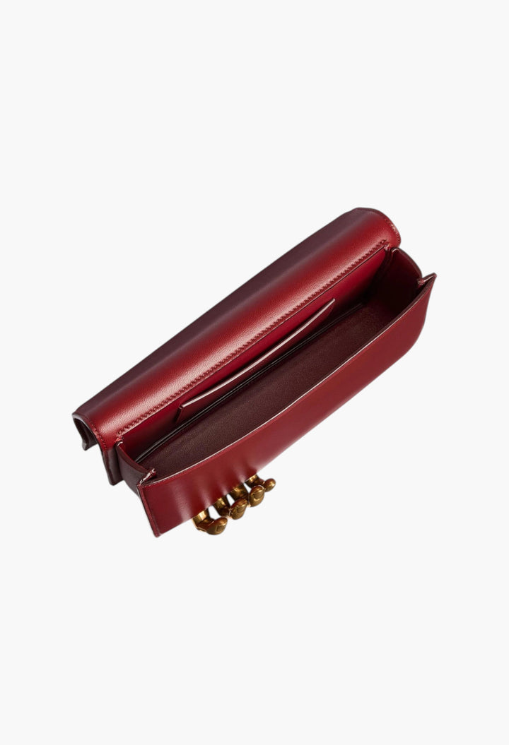Sculpted Hand Clutch - GLAM MODA