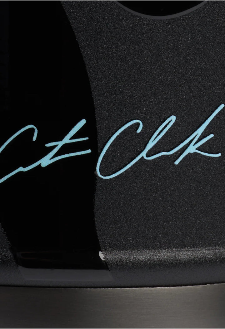 The IceFlow™ Flip Straw Jug | 64 OZ - GLAM MODA