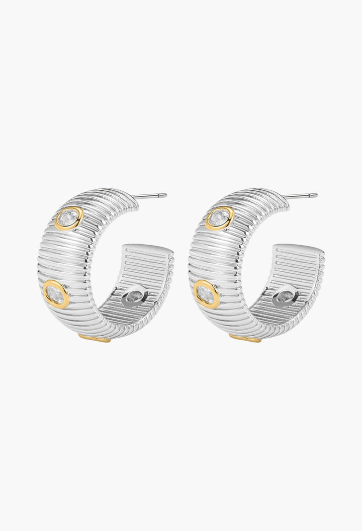 The Pave Georgia Ridged Hoops - Gold - GLAM MODA