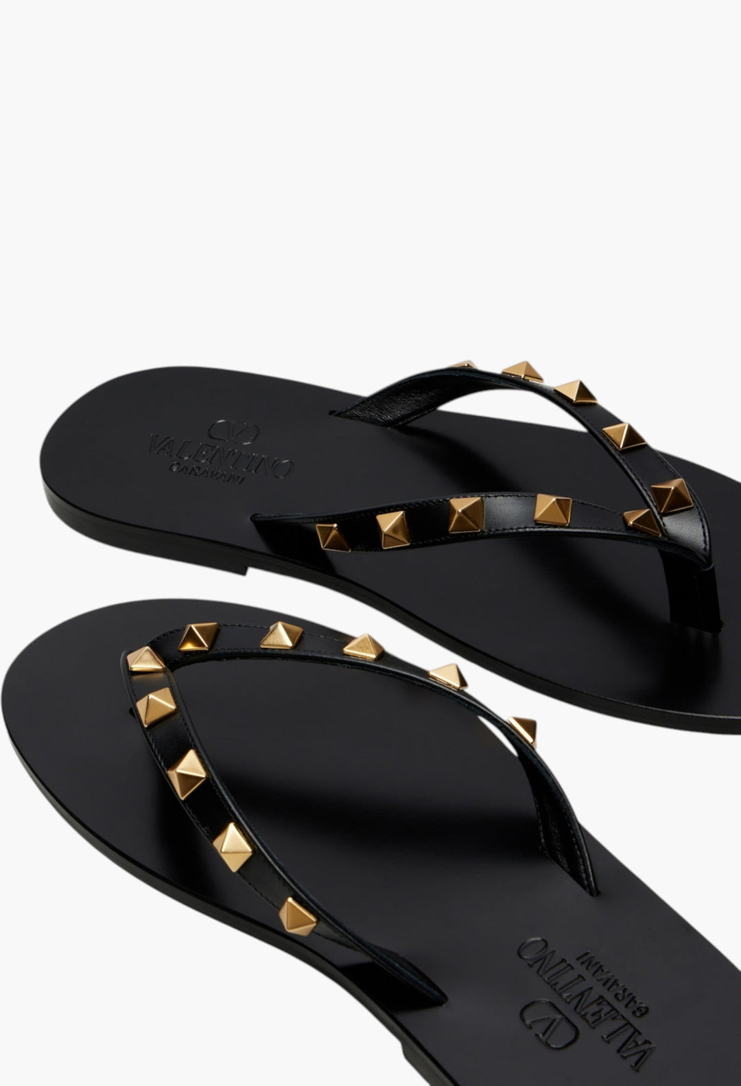 Rockstud Leather Thong Sandals - GLAM MODA