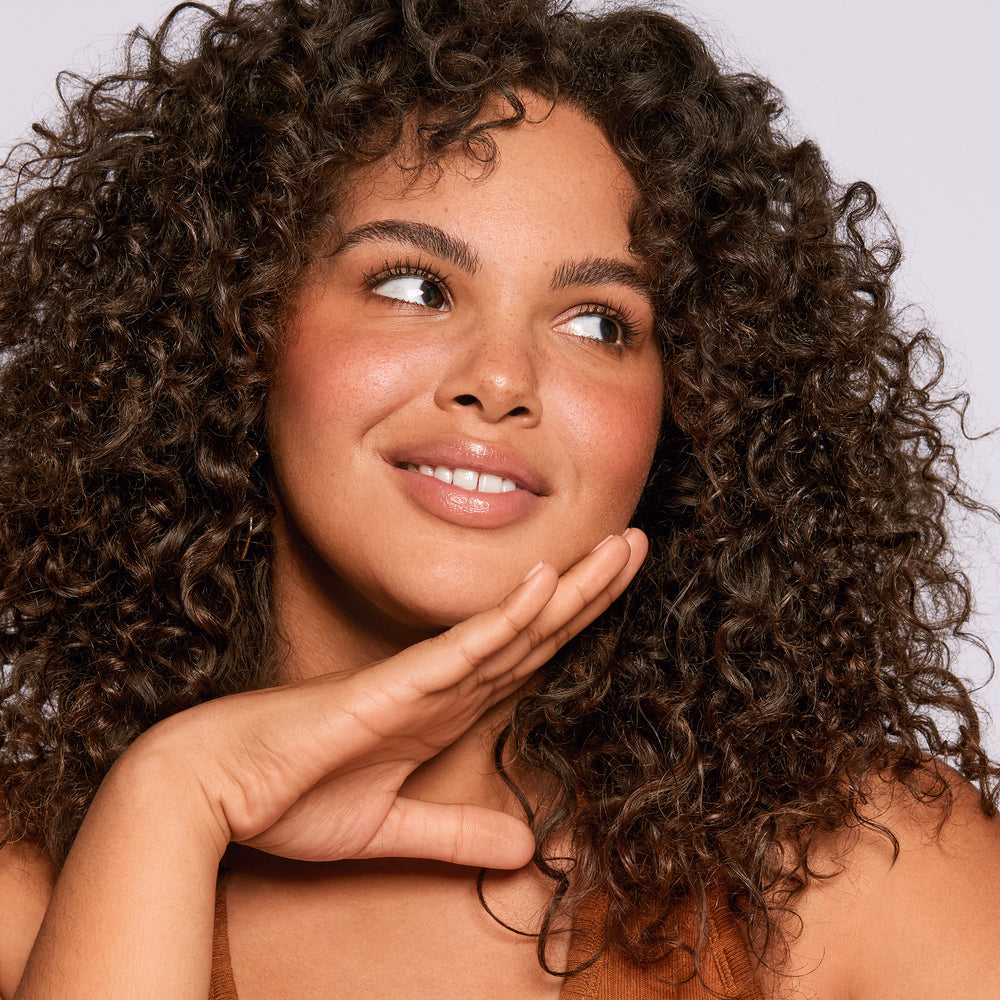 06 - Slip Tint - Lightweight Tinted Moisturizer With Hyaluronic Acid - GLAM MODA