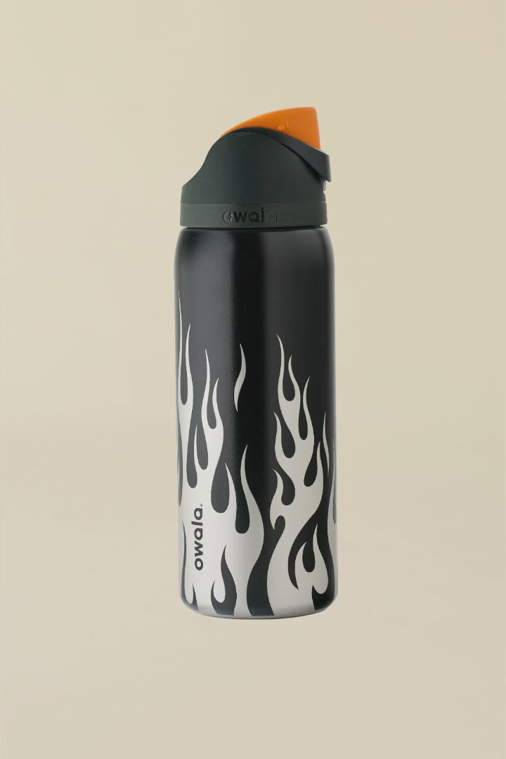 Owala UO Exclusive FreeSip 32 oz Water Bottle