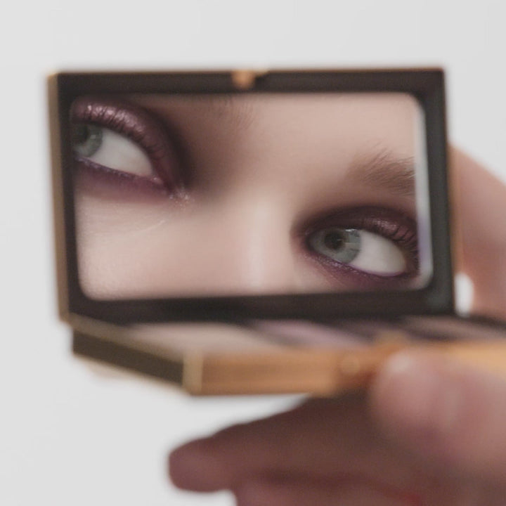 Eye Wardrobe - Multi-Finish Eyeshadow Palette