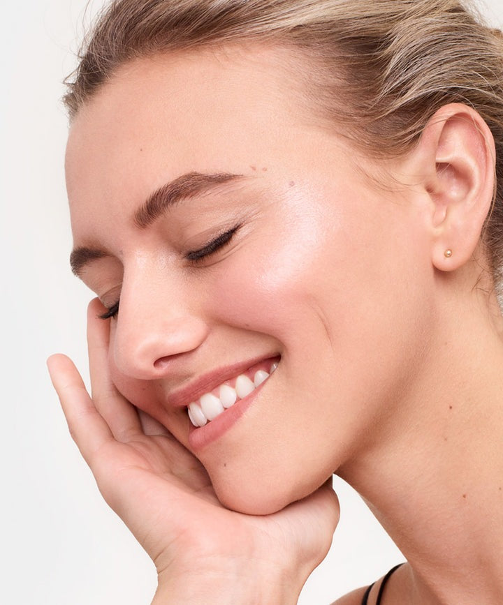 22.5 - ReEvolve Natural Finish Foundation Refill - GLAM MODA