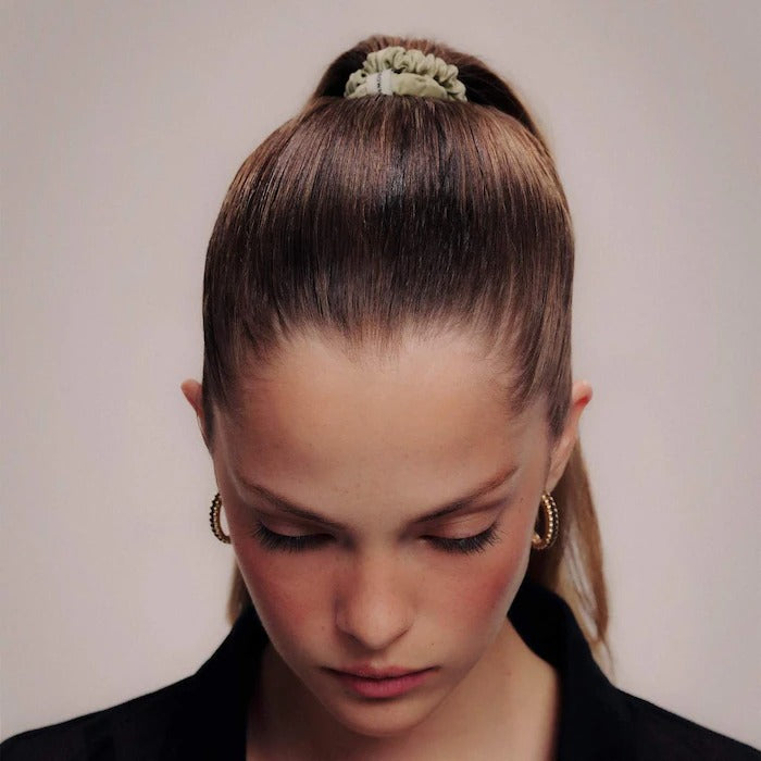 The Flexible Hold Finishing Hair Gel - GLAM MODA