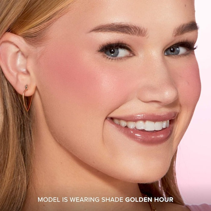 Cloud Crush Blurring Powder Blush - GLAM MODA