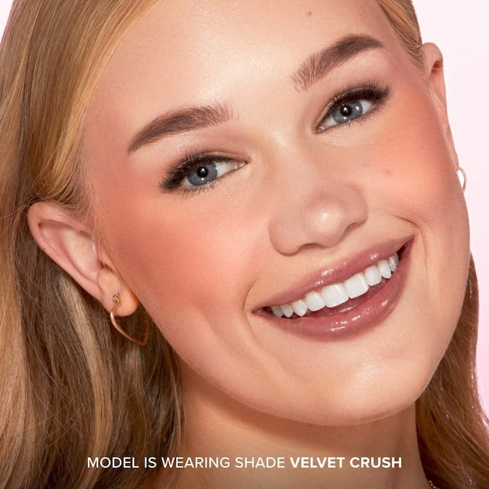 Cloud Crush Blurring Powder Blush - GLAM MODA