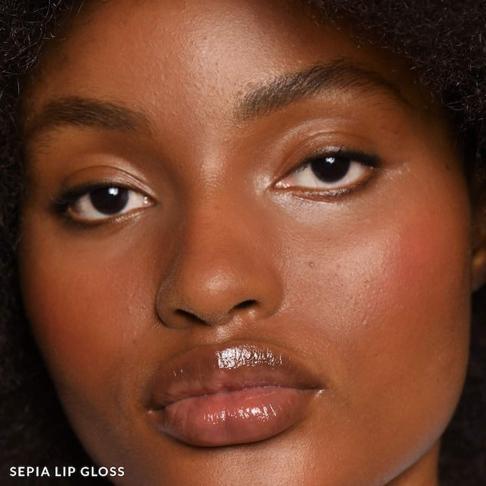 Lip Gloss with Hyaluronic Acid - GLAM MODA