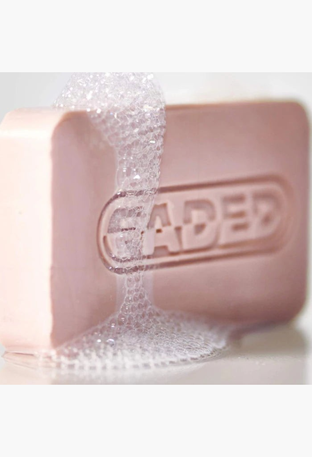 GLAM MODA Faded brightening body bar with rich lather for uneven skin tone and dark spots.