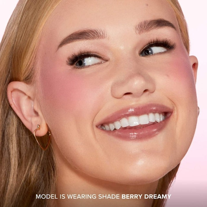 Cloud Crush Blurring Powder Blush - GLAM MODA