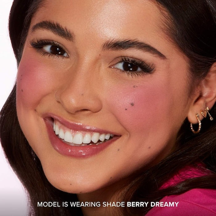Cloud Crush Blurring Powder Blush - GLAM MODA