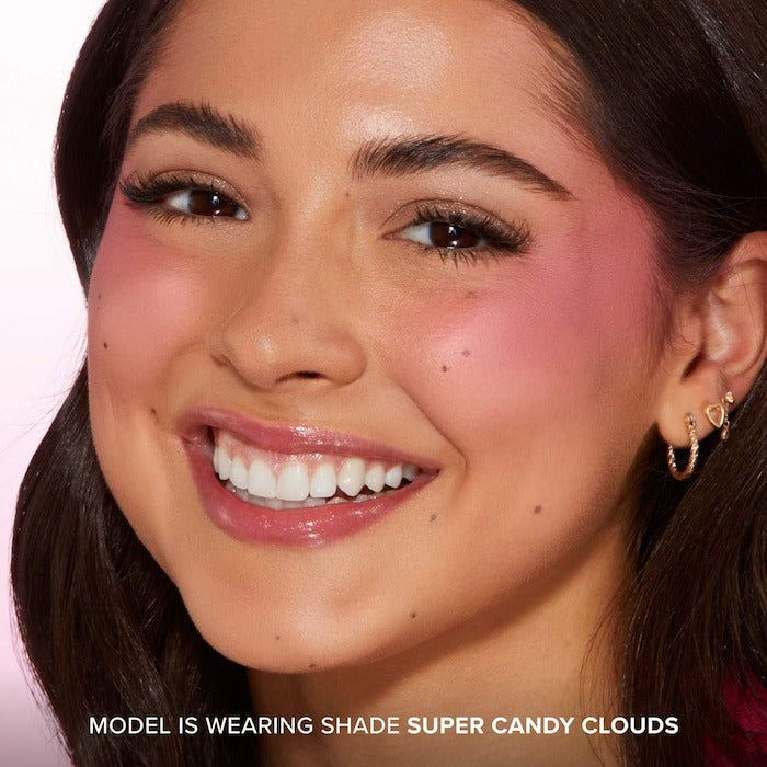 Cloud Crush Blurring Powder Blush - GLAM MODA